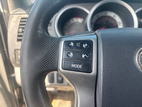 Used 2012 Toyota Tacoma 4x4 Double Cab w/ TRD Sport Upgrade Pkg image 12