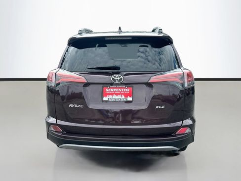 Used 2018 Toyota RAV4 XLE FWD image 7