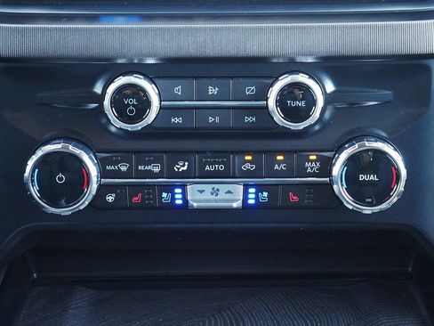 Used 2024 Ford F250 Platinum w/ Tremor Off-Road Package AWD/4WD image 22