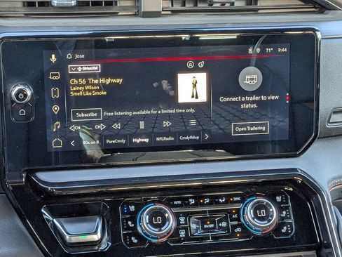 Used 2024 GMC Sierra 1500 AT4 w/ Technology Package image 20