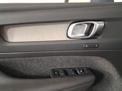 Certified 2023 Volvo XC40 B5 Core w/ Convenience Package AWD/4WD image 23
