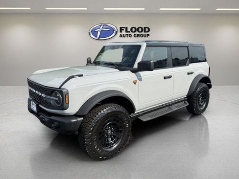 New 2026 Ford Bronco Badlands w/ Sasquatch Package AWD/4WD image 3