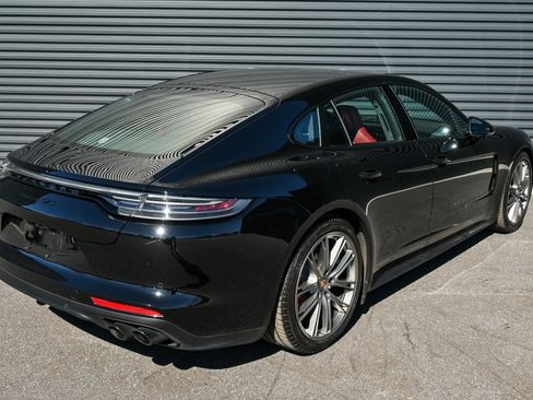 Certified 2023 Porsche Panamera GTS image 29