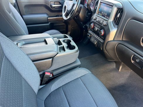 Used 2021 Chevrolet Silverado 1500 RST w/ Z71 Off-Road Package AWD/4WD image 15