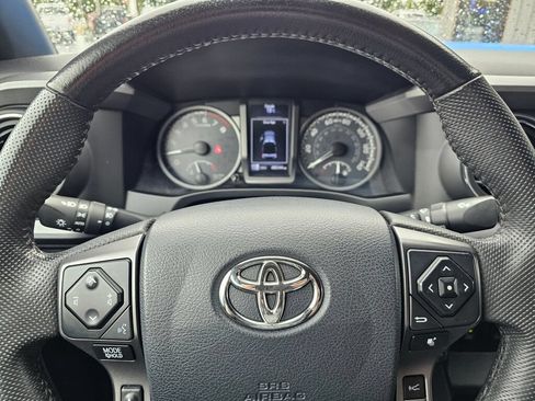Used 2019 Toyota Tacoma TRD Pro AWD/4WD image 23