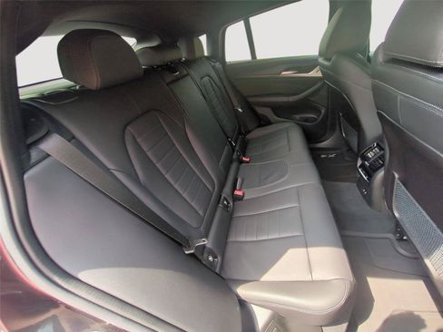 Used 2023 BMW X4 M40i AWD/4WD image 32