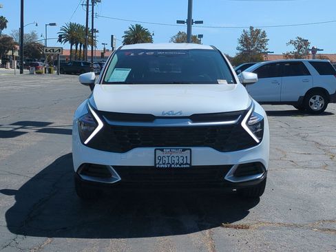 Certified 2023 Kia Sportage LX FWD image 2