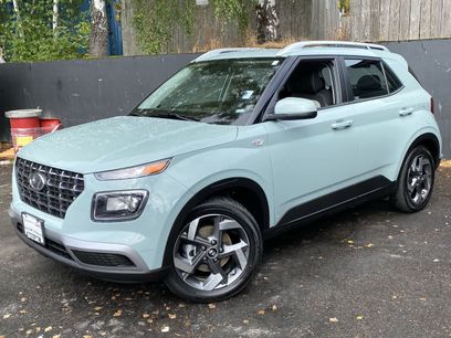 Used 2025 Hyundai Venue SEL