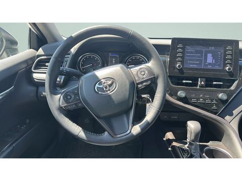 Used 2024 Toyota Camry SE FWD image 13