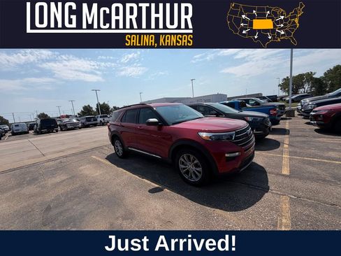 Used 2024 Ford Explorer XLT w/ Equipment Group 202A AWD/4WD image 1