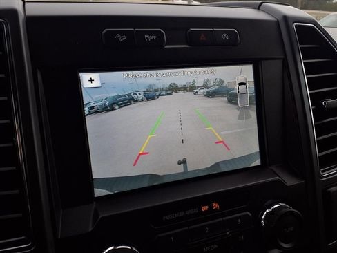 Used 2018 Ford F150 XLT w/ Equipment Group 302A Luxury image 21