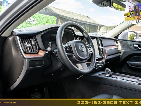 Used 2023 Volvo XC60 B5 Plus AWD/4WD image 12