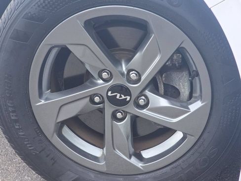 Used 2023 Kia K5 LXS FWD image 7