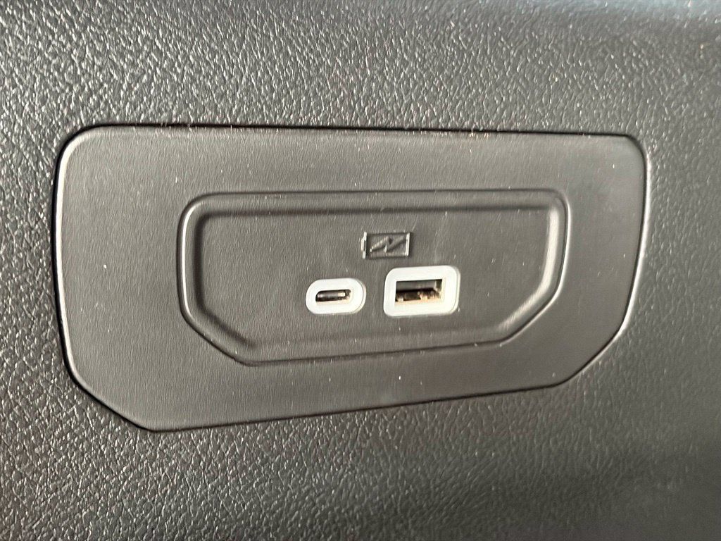 Used 2023 Jeep Grand Cherokee L Laredo AWD/4WD image 11