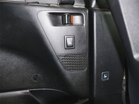 Used 2019 Chrysler Pacifica Touring-L Plus w/ S Appearance Package image 34