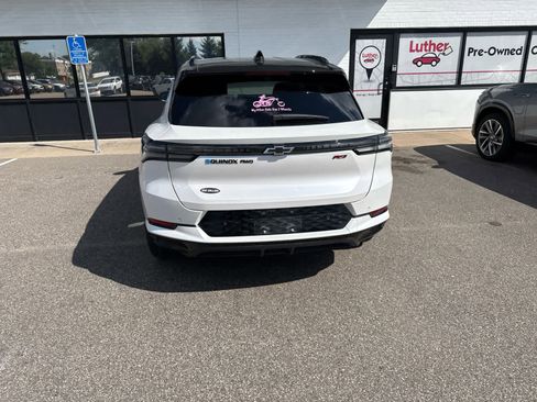 Used 2025 Chevrolet Equinox EV RS w/ Convenience Package II AWD/4WD image 5