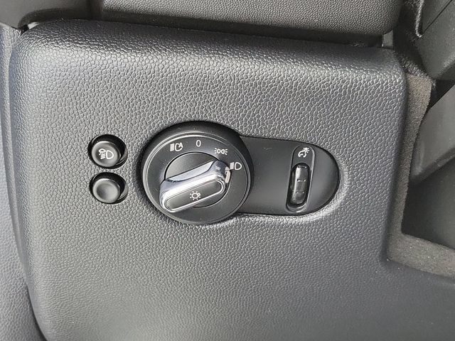 Used 2024 MINI Cooper S FWD image 28
