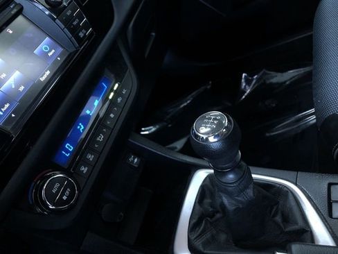 Used 2015 Toyota Corolla S FWD image 22