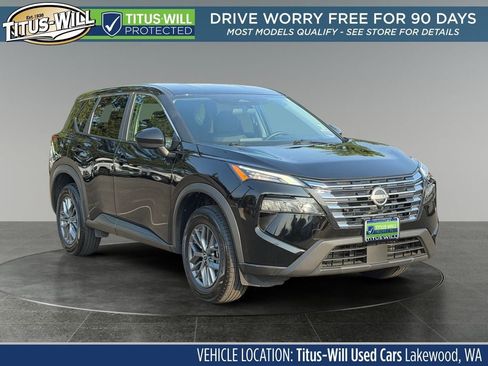 Used 2026 Nissan Rogue SV AWD/4WD image 1