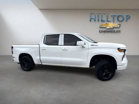 Used 2025 Chevrolet Silverado 1500 Custom Trail Boss AWD/4WD image 3