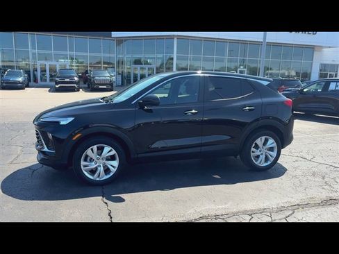 Certified 2025 Buick Encore GX Preferred FWD image 5