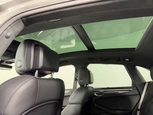 New 2026 Porsche Macan GTS image 17