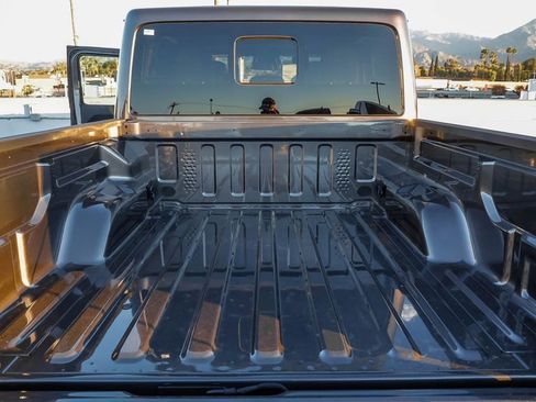 New 2026 Jeep Gladiator Rubicon image 26