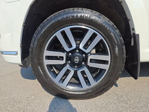 Used 2022 Toyota 4Runner Limited AWD/4WD image 7