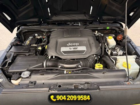 Used 2017 Jeep Wrangler Unlimited Sahara w/ Dual Top Group AWD/4WD image 35