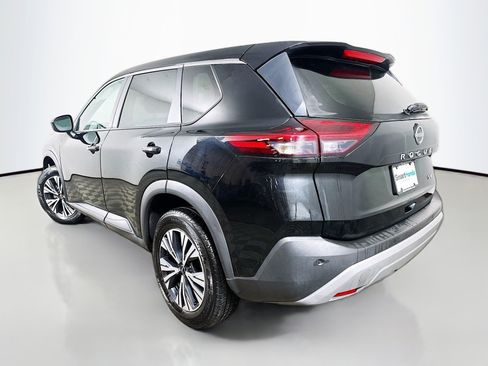 Used 2023 Nissan Rogue SV image 5