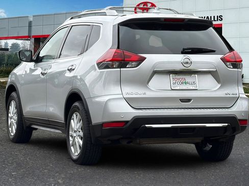 Used 2020 Nissan Rogue SV AWD/4WD image 6