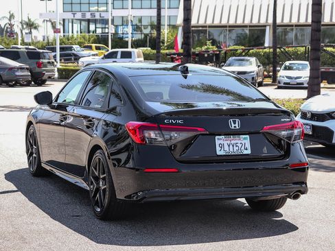 Used 2024 Honda Civic Sport image 13