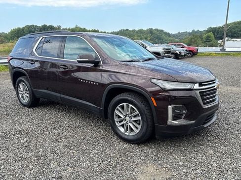 Used 2023 Chevrolet Traverse LT AWD/4WD image 7
