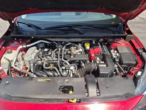 Certified 2024 Nissan Sentra SV FWD image 32