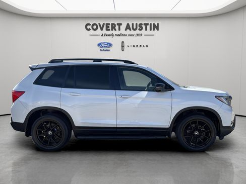 Used 2023 Honda Passport Elite image 6