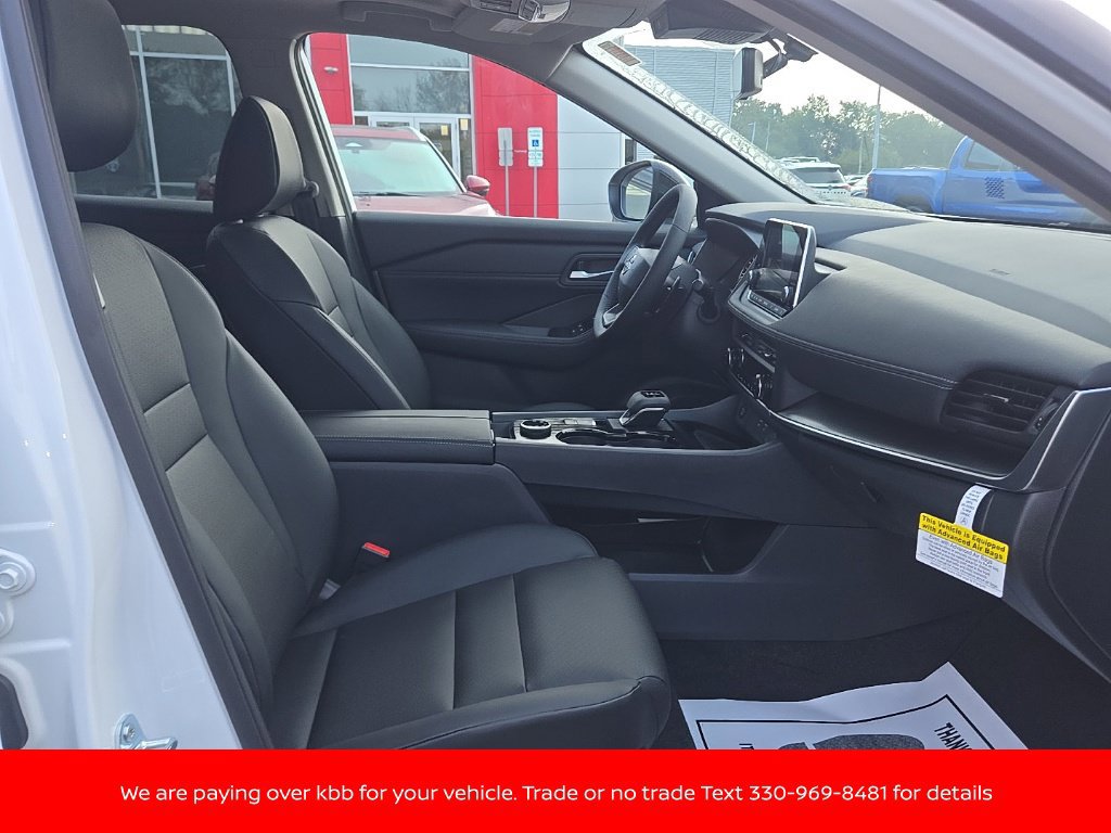 New 2026 Nissan Rogue Dark Armor AWD/4WD image 25