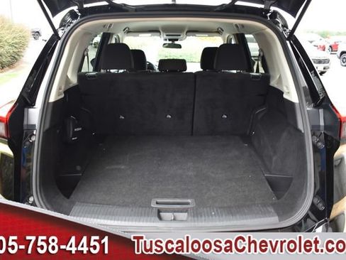 Used 2024 Nissan Rogue S AWD/4WD image 9