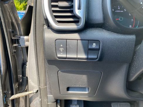 Used 2019 Kia Sportage LX image 8