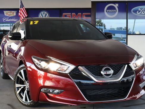 Used 2017 Nissan Maxima 3.5 SL image 2