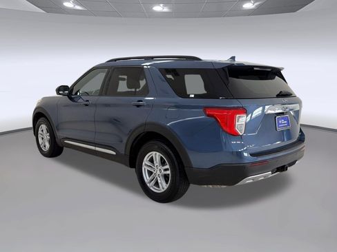 Certified 2020 Ford Explorer XLT w/ Equipment Group 202A AWD/4WD image 3