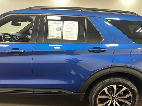 Used 2022 Ford Explorer ST-Line w/ Class IV Trailer Tow Package image 48