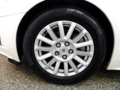 Used 2013 Cadillac CTS Luxury RWD image 19