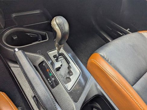 Used 2016 Toyota RAV4 SE FWD image 12