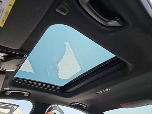 Used 2024 BMW 330i Sedan w/ Convenience Package image 30