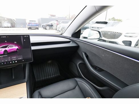 Used 2024 Tesla Model 3 Standard Range image 12