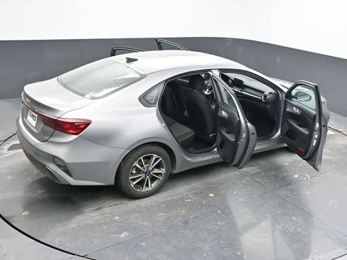 Used 2024 Kia Forte LXS image 61