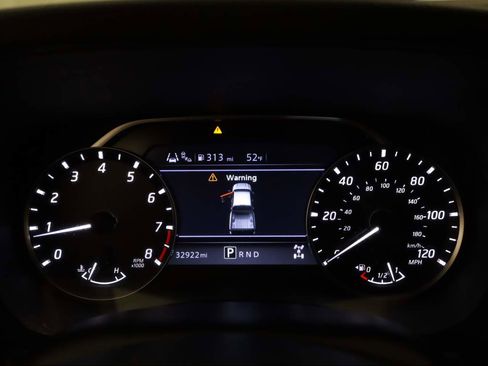 Used 2022 Nissan Frontier SV image 7