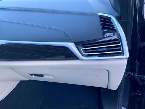 Used 2020 BMW X5 M50i w/ Premium Package image 21