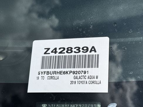 Used 2019 Toyota Corolla SE w/ SE Premium Package FWD image 36