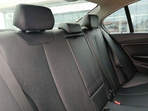 Used 2016 BMW 320i Sedan image 11